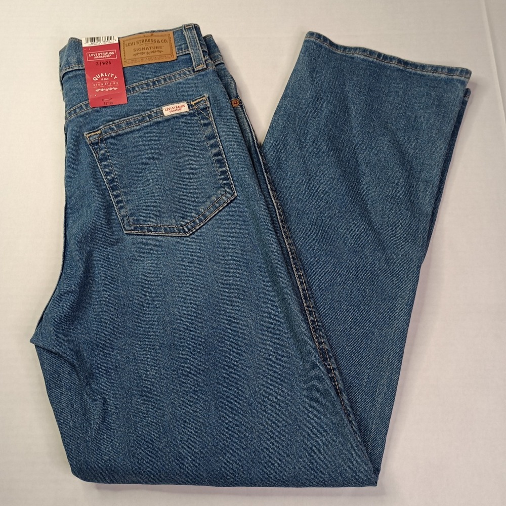 Levi Strauss Women's Straight Jeans 2 26x27 Blue Light Wash Stretch High Rise
